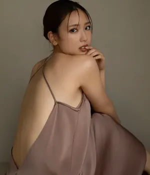 사와구치 아이카 사진집 「Silent Heat」 Set.01