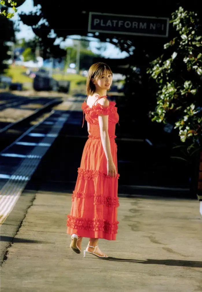 토미타 스즈카 사진집 「스즈카 서킷」 Set.04