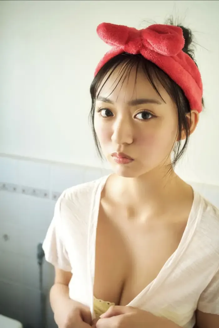 토요다 루나 사진집 「여주인공은 소꿉친구」 Set.01