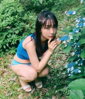 모에 이오리 사진집 「사랑이 넘쳐흐르는」 Set.02