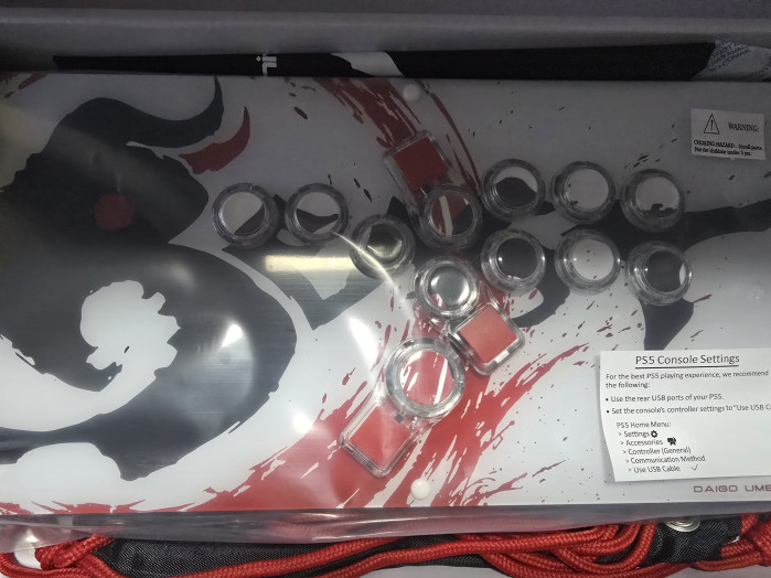 히트박스(레버리스)에 들어간 비용이 유머