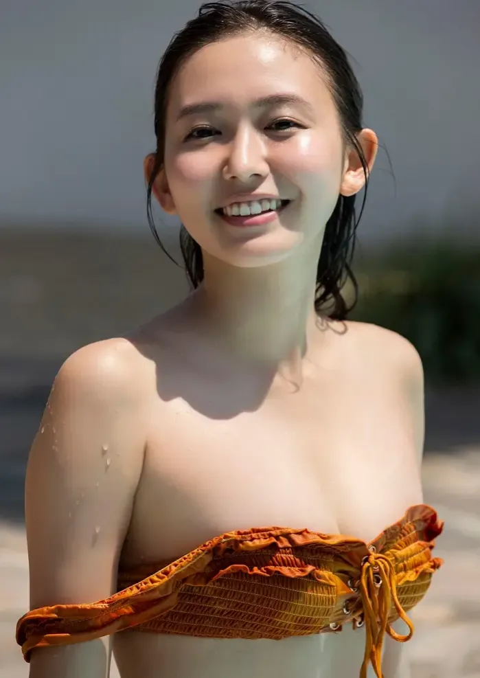 시다 네네 포토북 「최고의 컨디션으로 선사하는 힐링 바디」 Set.03