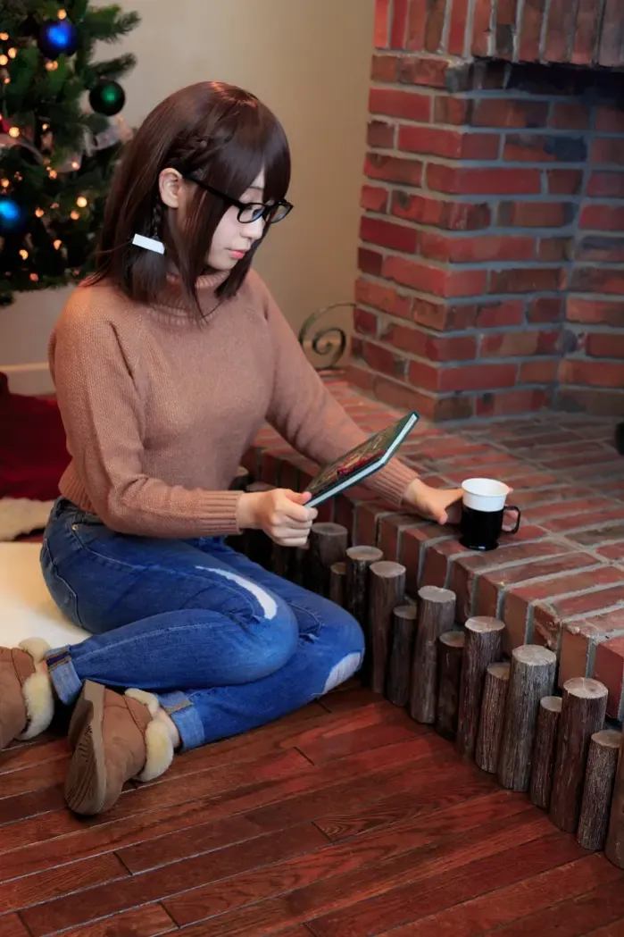 모에 이오리 사진집 (월요일의 그 아이) Set.01