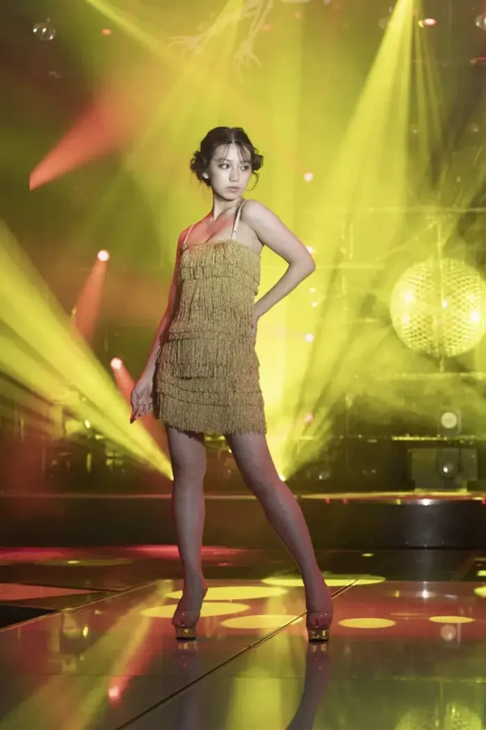 사토 아이리 사진집 「스포트라이트에 비춰져」 Set.02