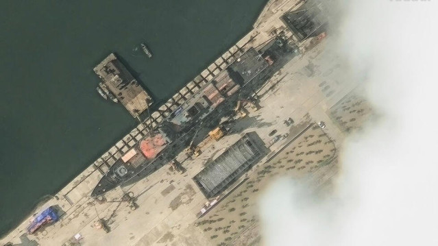 위성에 찍힌 장대하게 고꾸라진 북지스