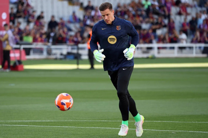 17527629824617440497527746589834.jpg [SBN 블라우그라나] 테어슈테겐 허리 부상, 장기이탈 가능성