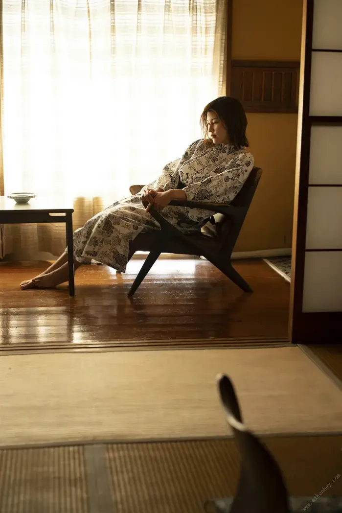 문단속 안 하는 스즈메 야스 1분전