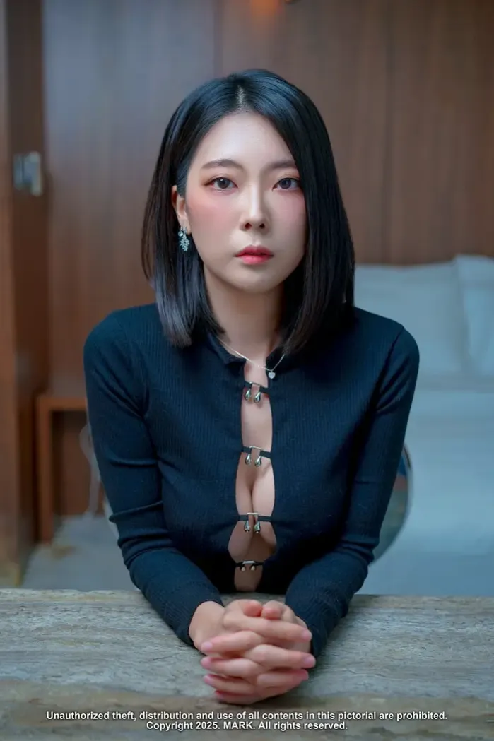 Mona 모나, MARK Photobook 「X Audition」 Set.02