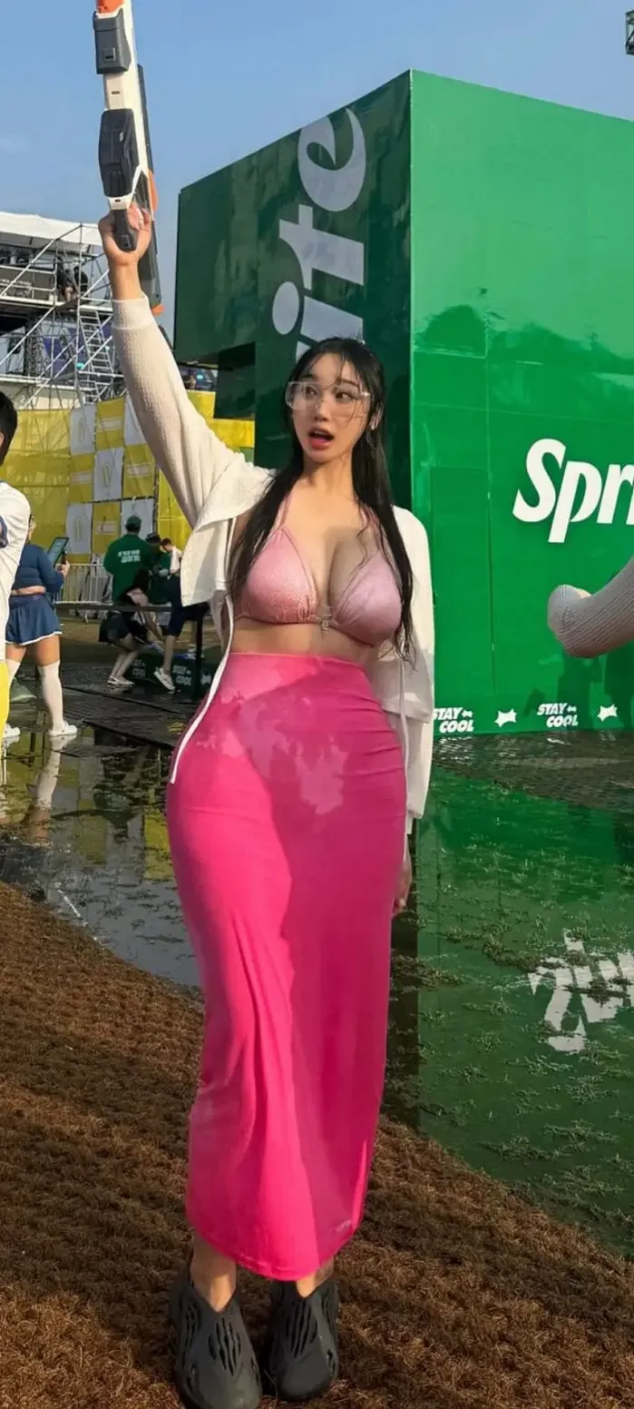 수봉이 뒤태