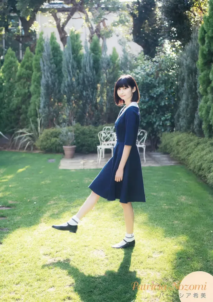 구로키 히카리・코무로 아미・패트리샤 노조미・노자키 리나, Young Animal 2017 No.08 (영 애니멀 2017년 8호)