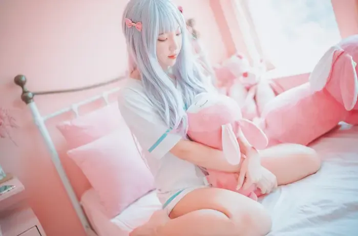 Kang Inkyung 강인경, DJAWA ‘Eromanga Sensei’