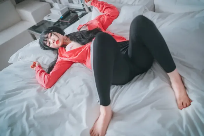 Aram 아람, DJAWA ‘Hot Pink Jersey ’ Set.01