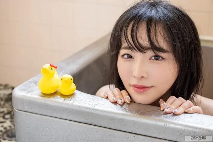 츠바키 산노미야 三宮つばき, Graphis Gals 『열정적인 시선』 Vol.06