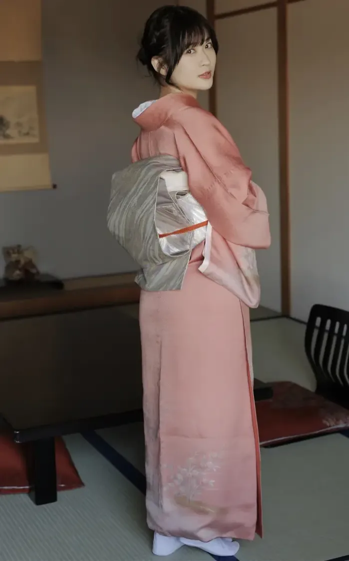 MEIRI 메이리, 디지털 사진집 『Kiss You2』 Set.02