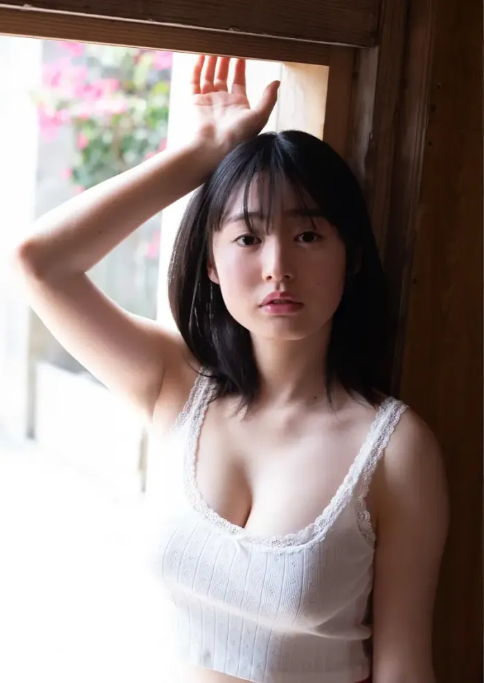 미우 시라하마 白濱美兎, Young Jump 2025 No.08