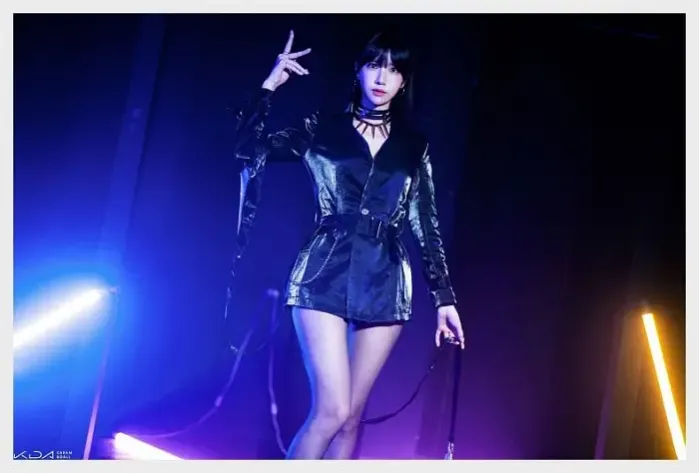 이아린 웹화보 가람과달 블루케이크 - 크리에이터 이아린