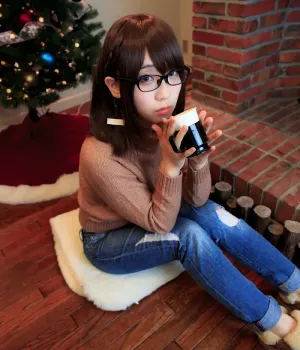 모에 이오리, 사진집 (월요일의 그 아이) Set.01