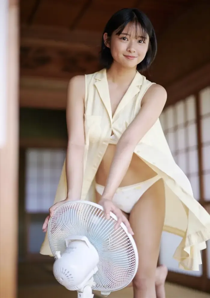 쿠와지마 미쿠, 돌체 사진집 「라스트 썸머 비키니」 Set02